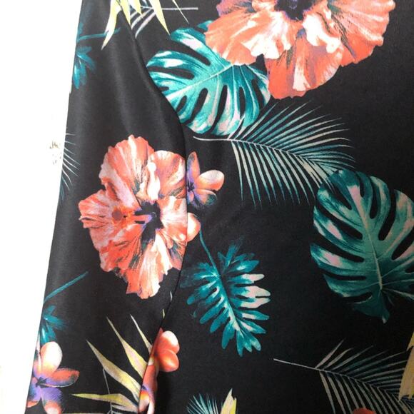 Justify Juniors Graphic Short Sleeve Size L - Picture 10 of 12